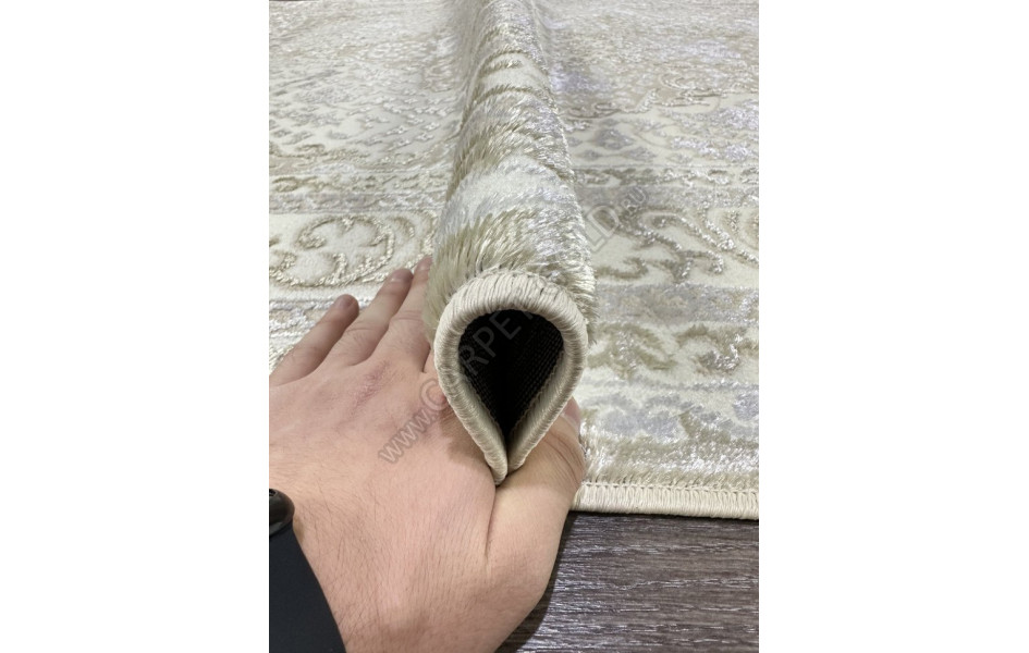 Q011A_BEIGE FDY / CREAM SHRINK Platinium vip